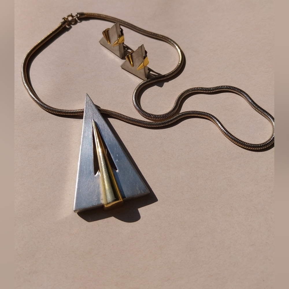 Geometric Silver Necklace Set - Picture 12 of 13
